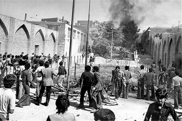 سالروز آتش کشیدن مسجد جامع کرمان